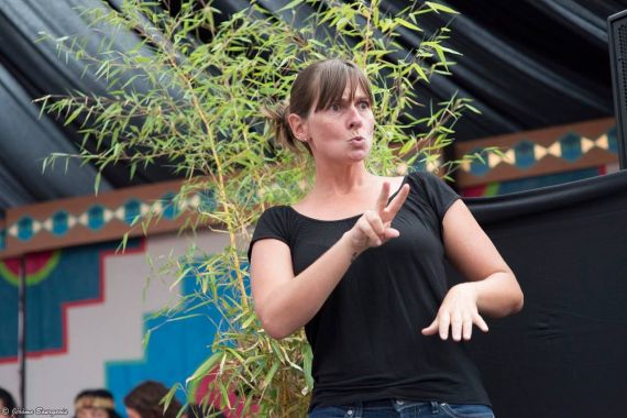 Sign language facial/eye expression, Douarnenez, France