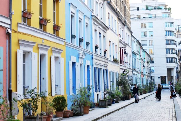 Rue Crémieux, Paris, France