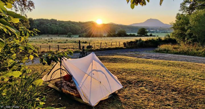 Randonner sur le GR441 &laquo;&nbsp;Boucle de la Chaîne des Puys&nbsp;&raquo;